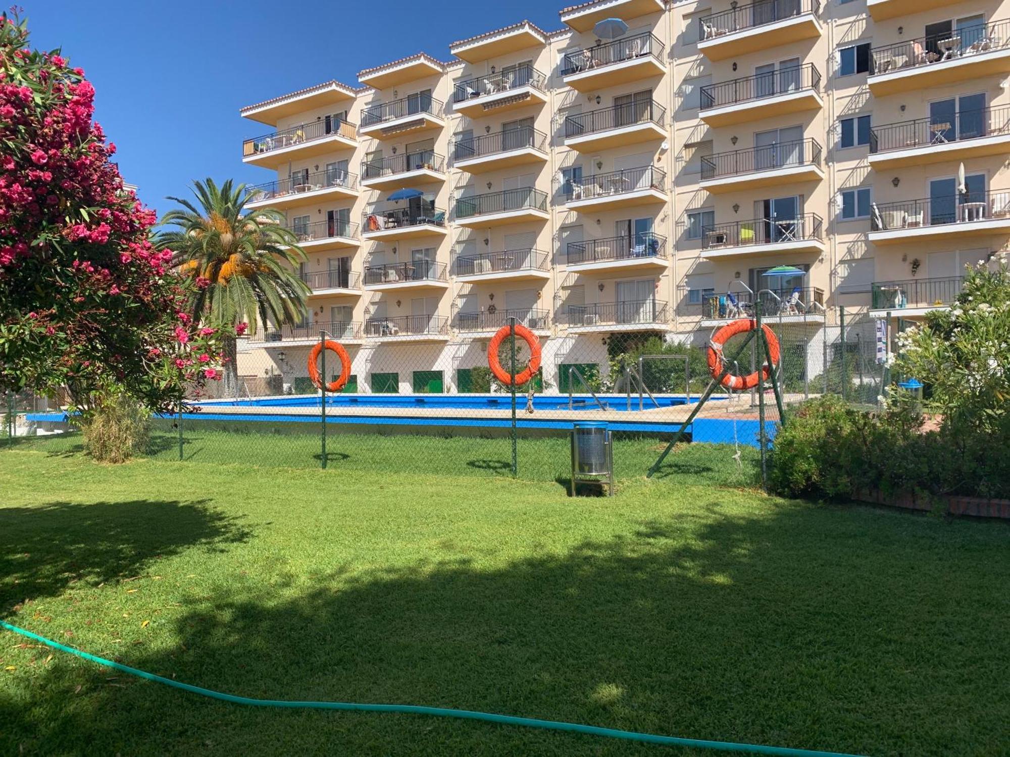 Edificio Acapulco Apartman Nerja Kültér fotó